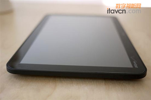 摩托羅拉首款Android蜂窩平板Xoom上市