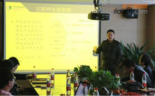 ȡWaI  2011ߚgWɫ֮·
