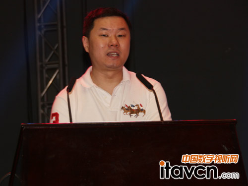 鐵三角總經理陶勇發表演講