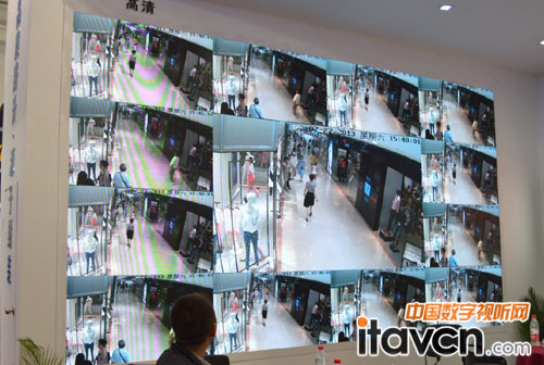 路升光電展位