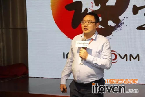 渠道副總監(jiān)盛慶賀